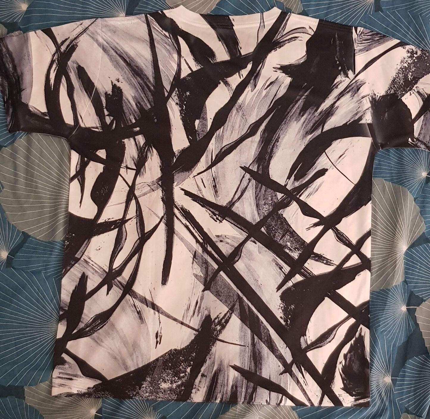 T-shirt UVERworld