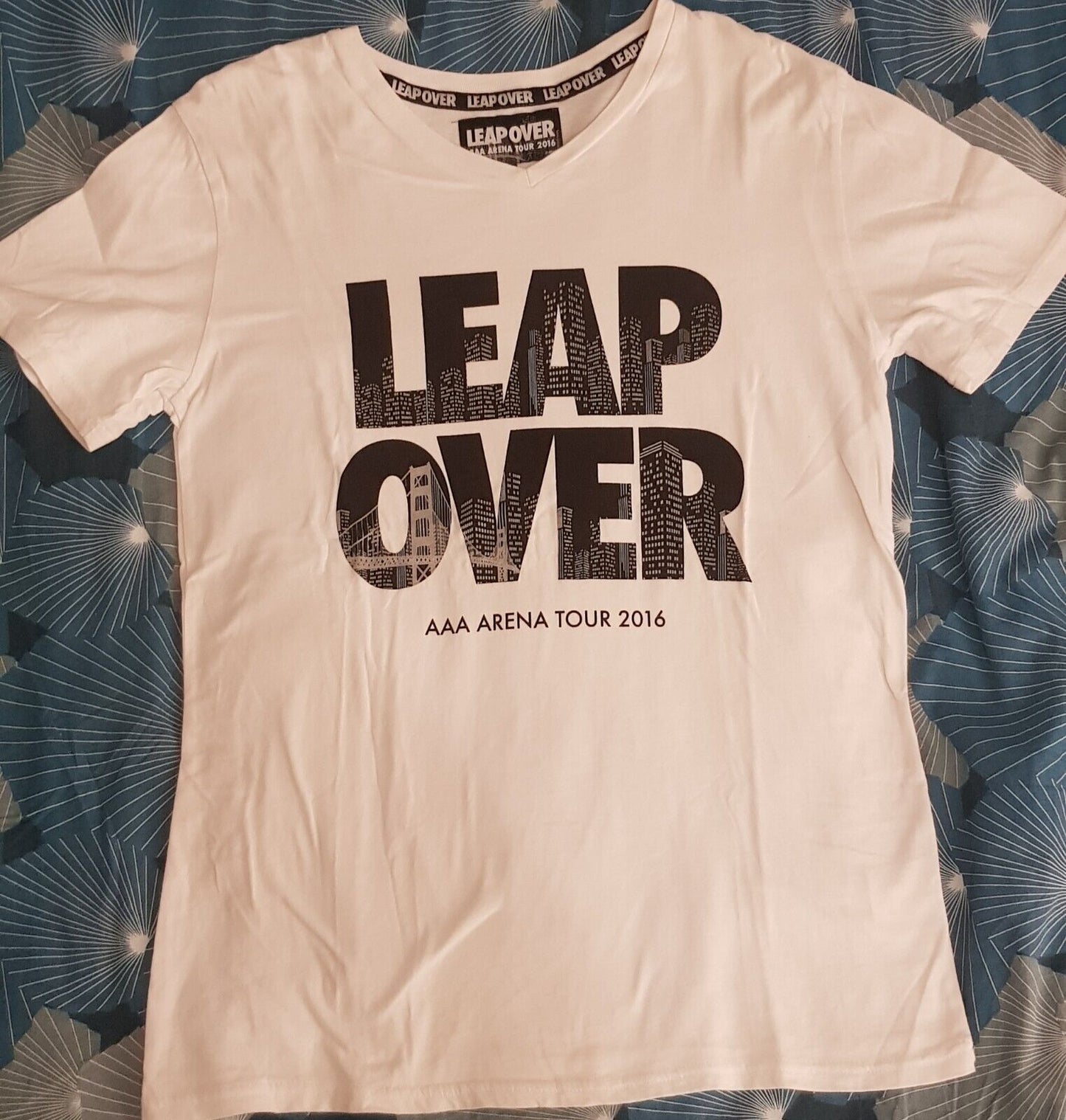 T-shirt AAA - Leap Over